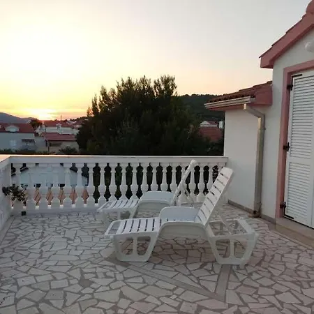 Apartment & Tony Tribunj (Sibenik-Knin)