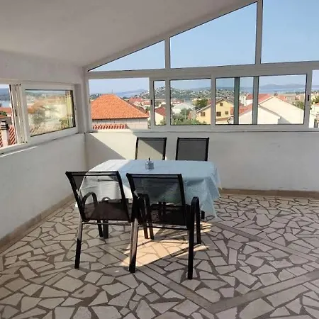 Apartment & Tony Tribunj (Sibenik-Knin)