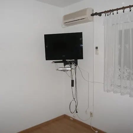 & Tony Apartment *