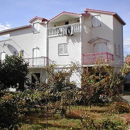 & Tony Tribunj (Sibenik-Knin)