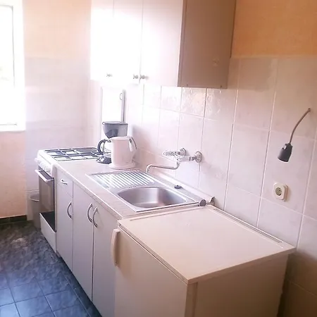 Apartment & Tony Tribunj (Sibenik-Knin)