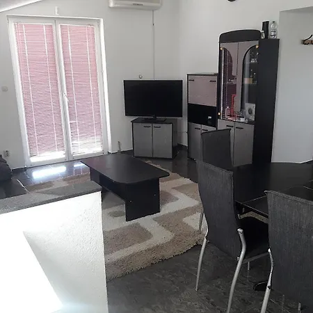 & Tony Apartment