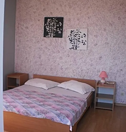 & Tony Appartement Tribalj