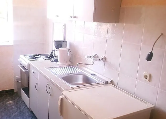 Appartement & Tony Tribalj